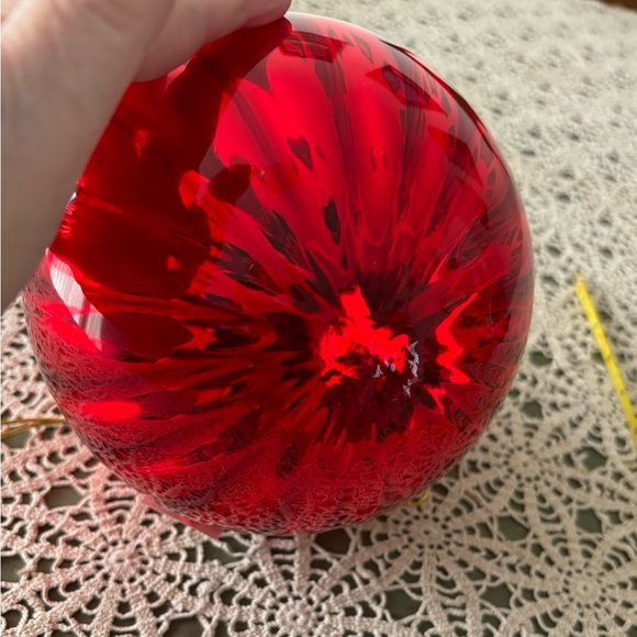 Dept 56 mercury glass 6” or 150mm red ball  ornament ingreat cond! Preloved - Picture 9 of 12